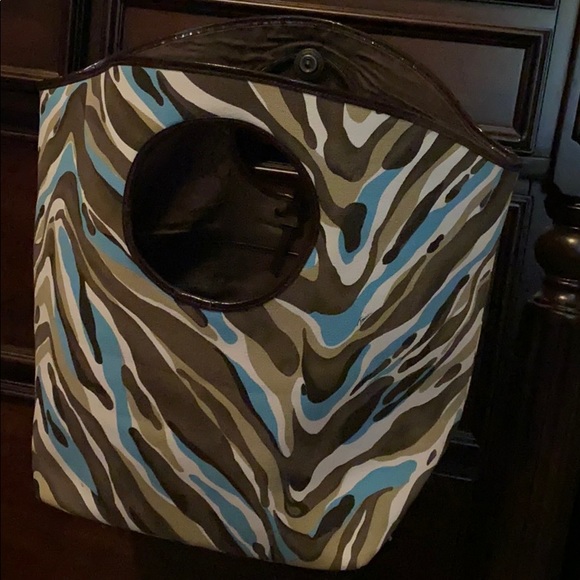 Trina Turk beach bag - Picture 6 of 6